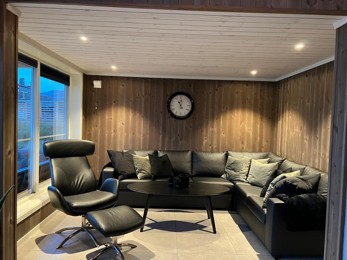 Hytte Naer Vannet, Jacuzzi Og Sauna Vradal Buitenkant foto