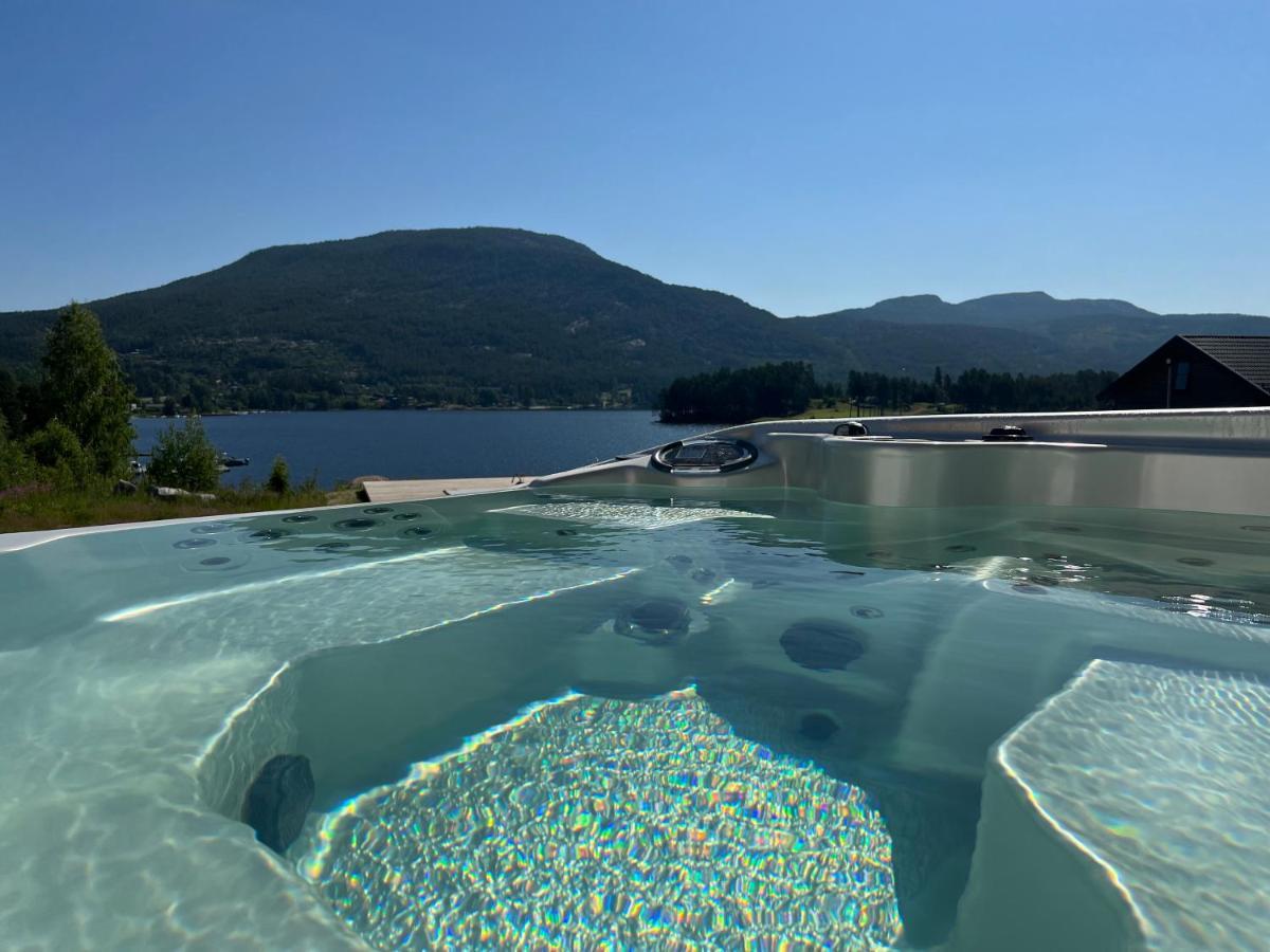 Hytte Naer Vannet, Jacuzzi Og Sauna Vradal Buitenkant foto